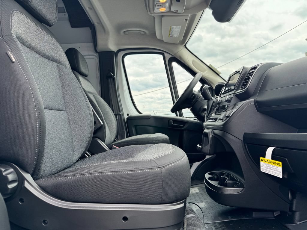 New 2026 RAM ProMaster 2500 w/ Quick Order Package 22G SLT FWD image 10