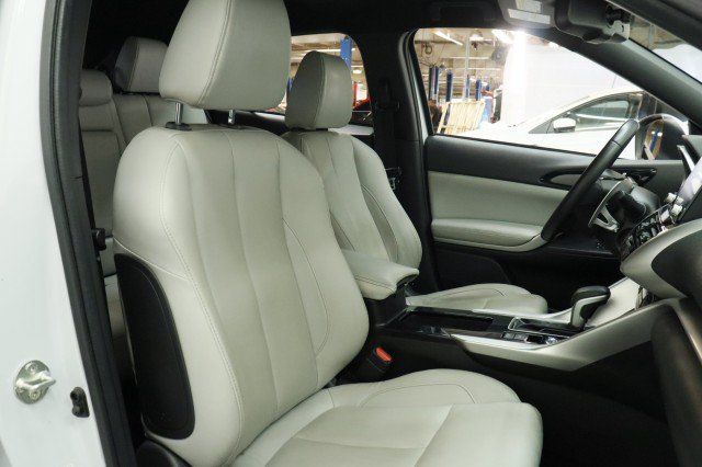 Used 2023 Mitsubishi Eclipse Cross SEL AWD/4WD image 23