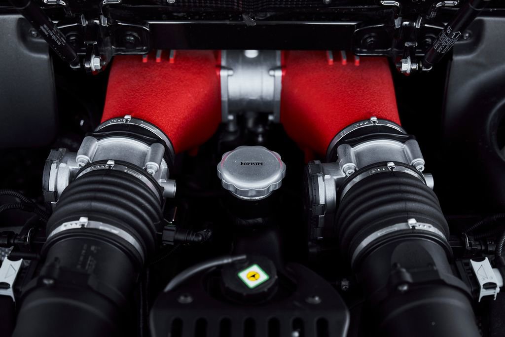 Used 2015 Ferrari 458 Spider RWD image 27