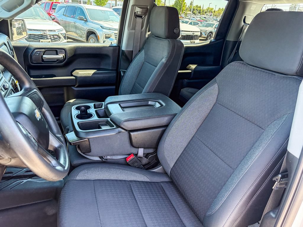 Used 2024 Chevrolet Silverado 1500 Custom w/ LPO, Dark Essentials Package AWD/4WD image 39