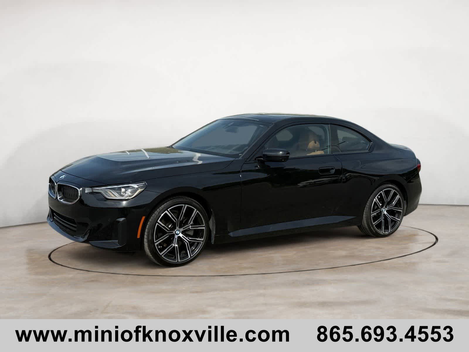 Used 2024 BMW 230i Coupe w/ Premium Package image 7