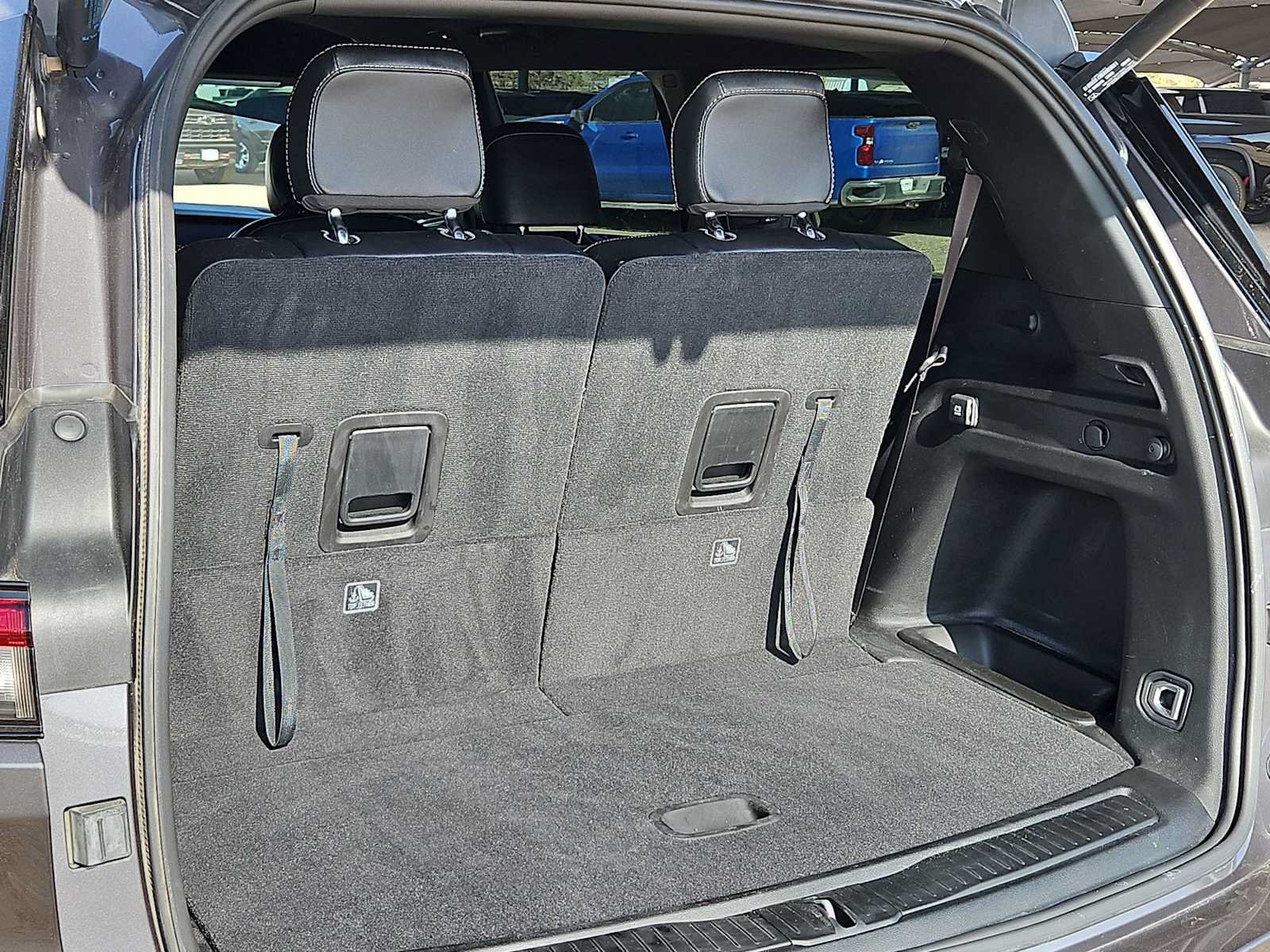 Used 2025 Jeep Grand Cherokee L Limited w/ Black Appearance Package RWD image 23