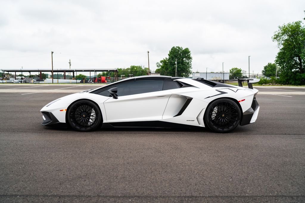 Used 2017 Lamborghini Aventador LP 750-4 Superveloce AWD/4WD image 59