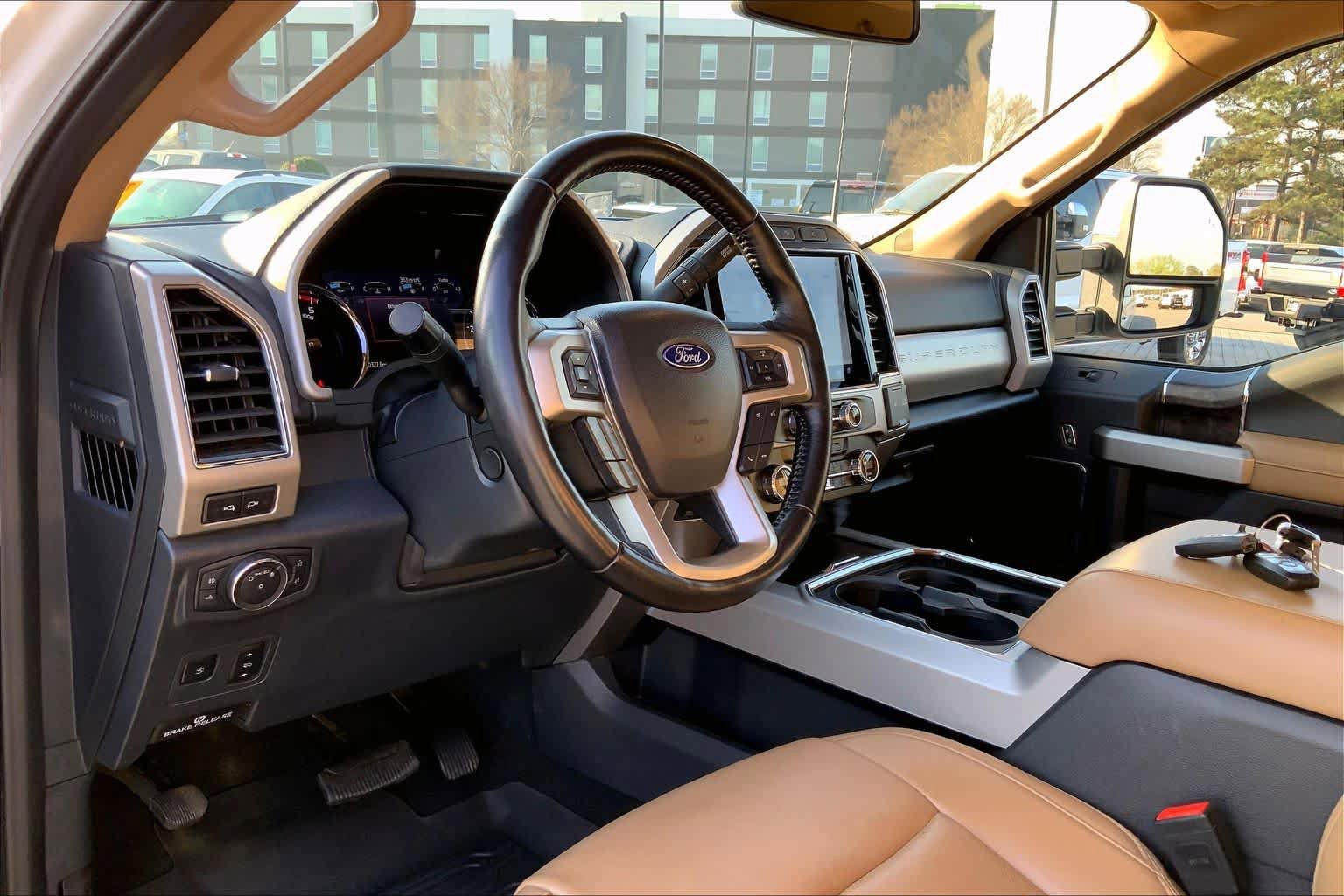 Certified 2022 Ford F250 Lariat w/ Lariat Ultimate Package image 16