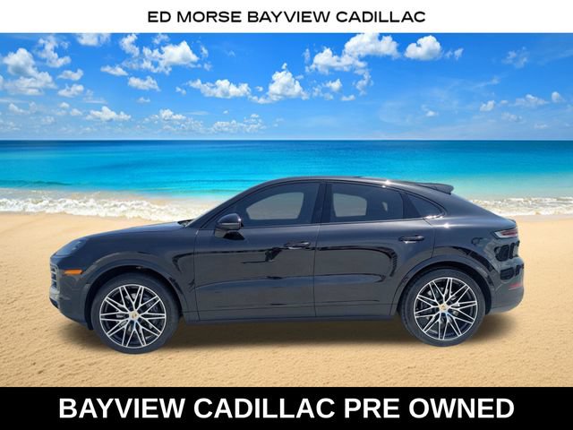 Used 2024 Porsche Cayenne Coupe AWD/4WD image 2