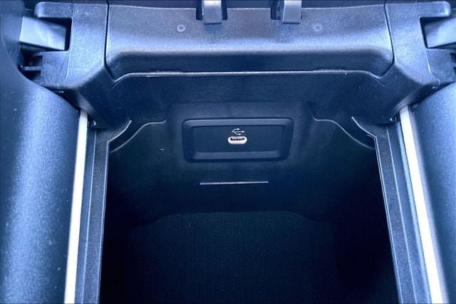 Certified 2026 Mercedes-Benz GLC 300 4MATIC image 19