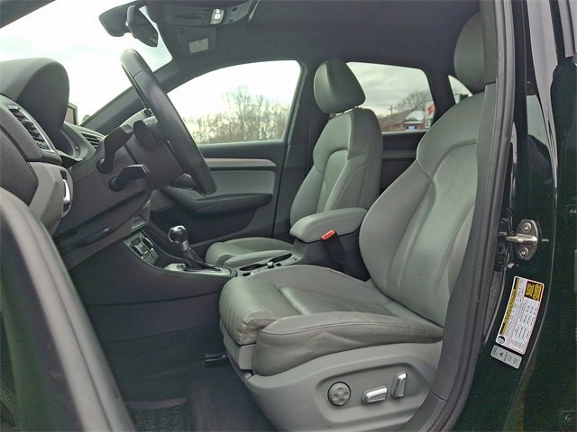 Used 2018 Audi Q3 2.0T Premium Plus w/ Premium Plus Package image 13