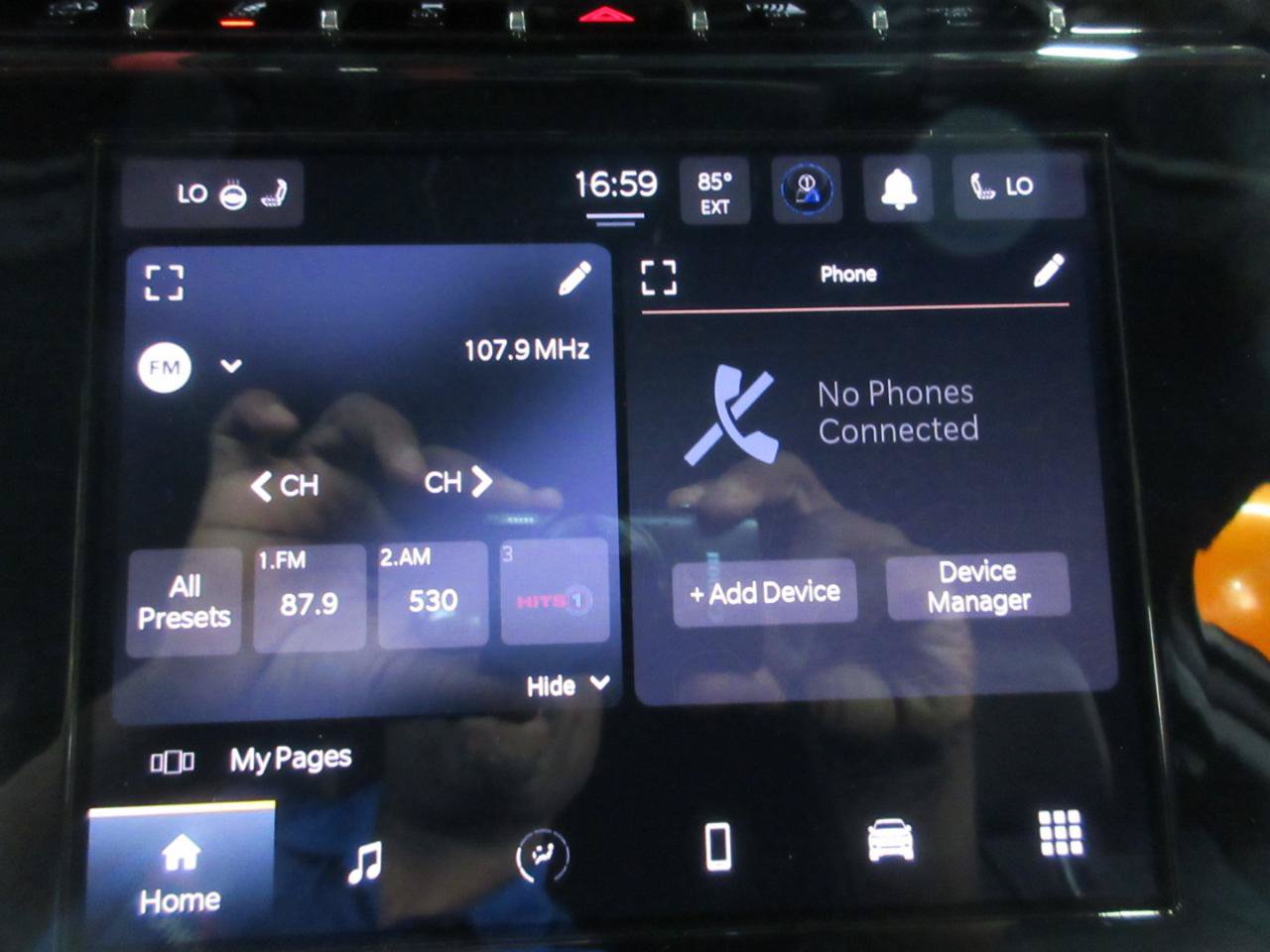 Used 2024 Jeep Grand Cherokee L Laredo AWD/4WD image 28