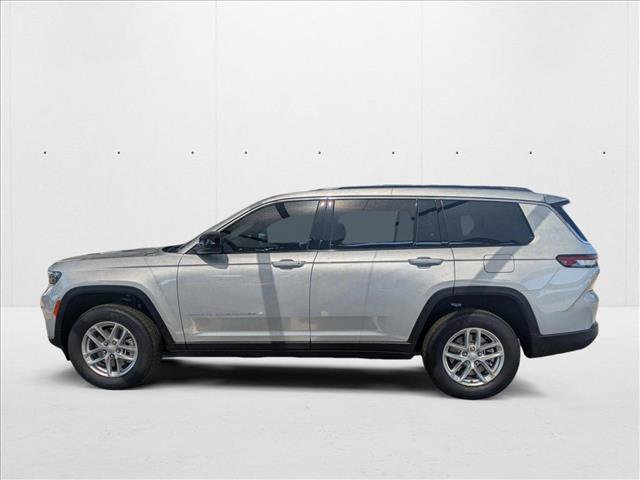 New 2025 Jeep Grand Cherokee L Laredo w/ Luxury Tech Group I AWD/4WD image 6