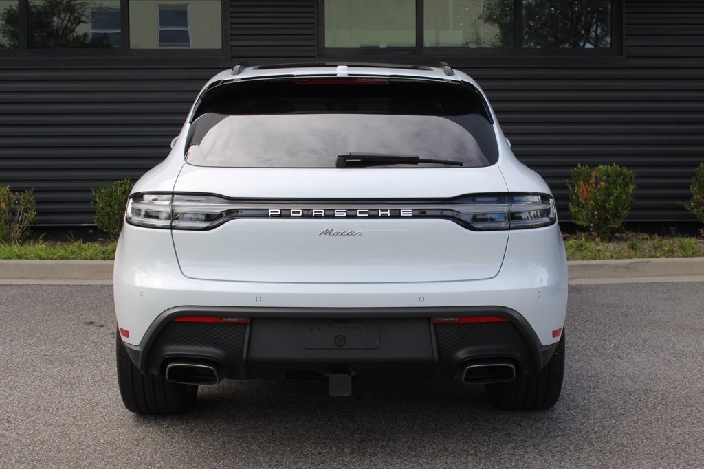 Used 2025 Porsche Macan image 6