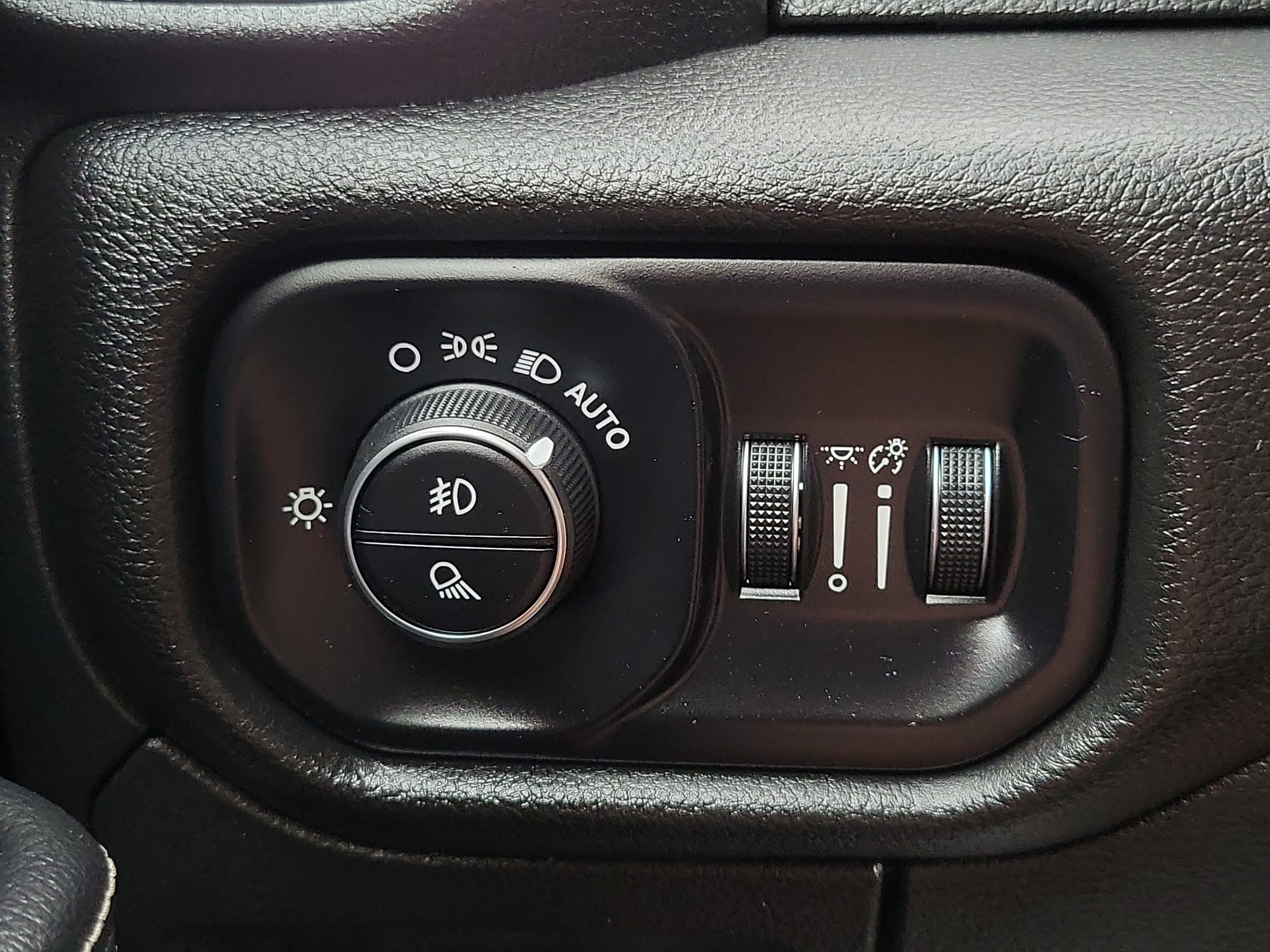 Used 2025 RAM 1500 Laramie w/ Bed Utility Group AWD/4WD image 25
