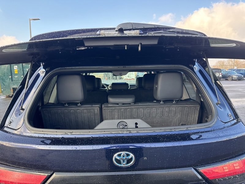 Used 2024 Toyota Sequoia SR5 image 23