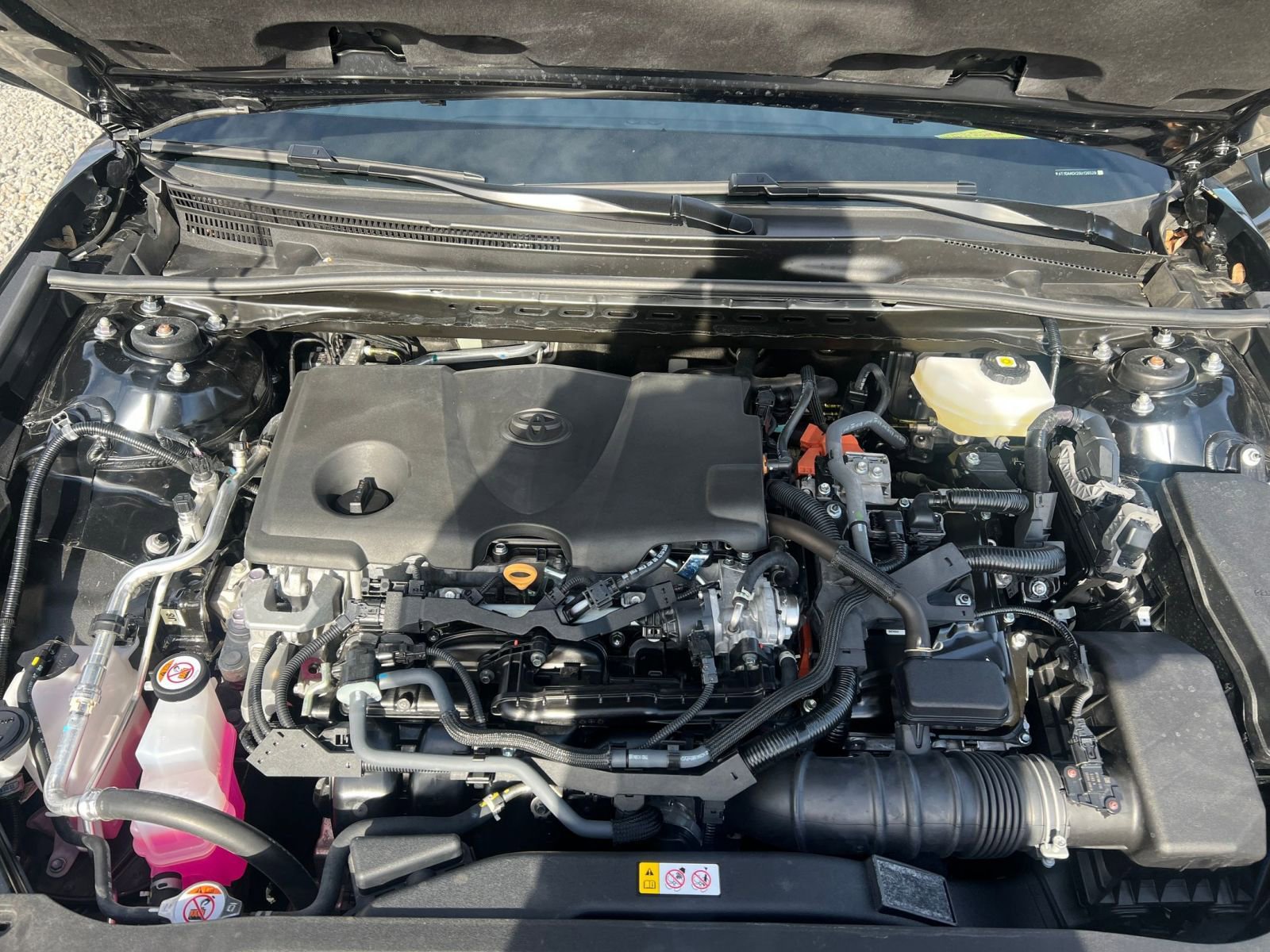 Used 2025 Toyota Camry LE image 31