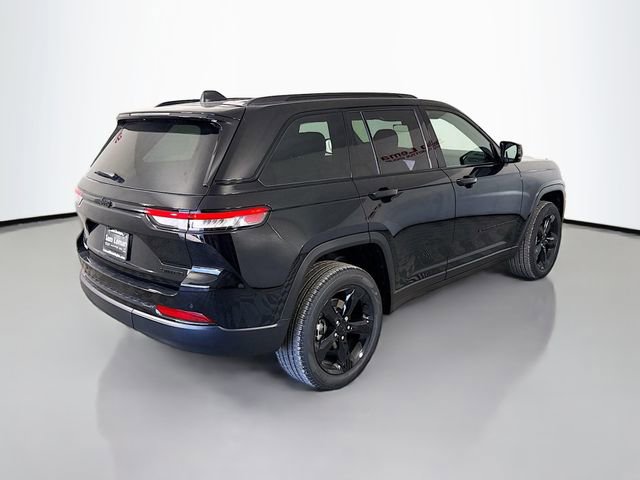 New 2025 Jeep Grand Cherokee Limited w/ Black Appearance Package image 7