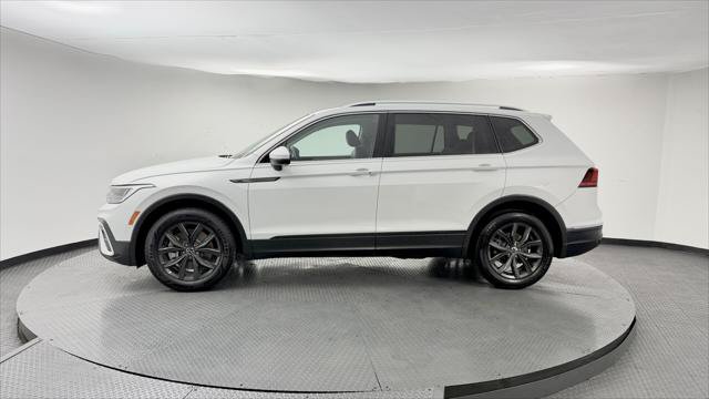 Used 2024 Volkswagen Tiguan Wolfsburg Edition FWD image 3
