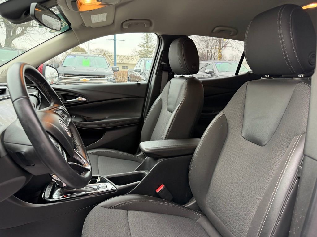 Certified 2023 Buick Encore GX Select w/ Sport Touring Package image 15