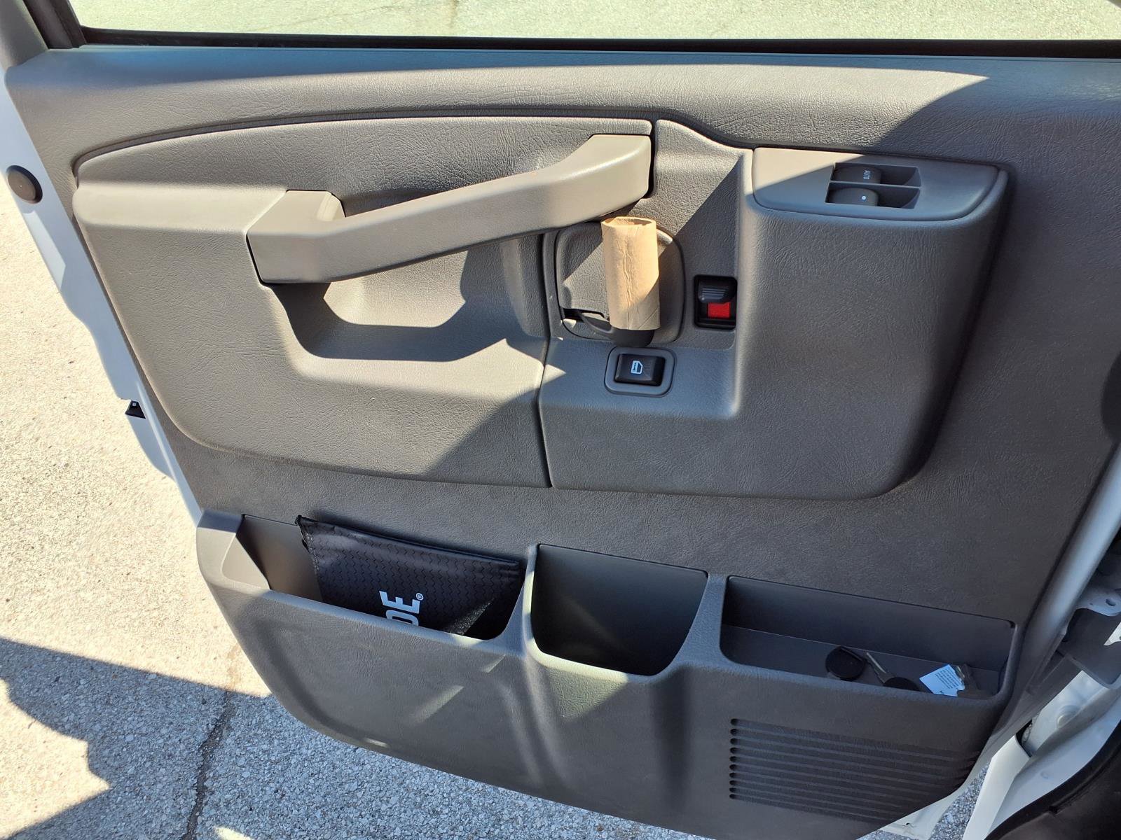 New 2025 GMC Savana 3500 w/ Power Convenience Package RWD image 15