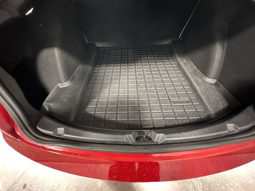 Used 2022 Tesla Model 3 Long Range image 31