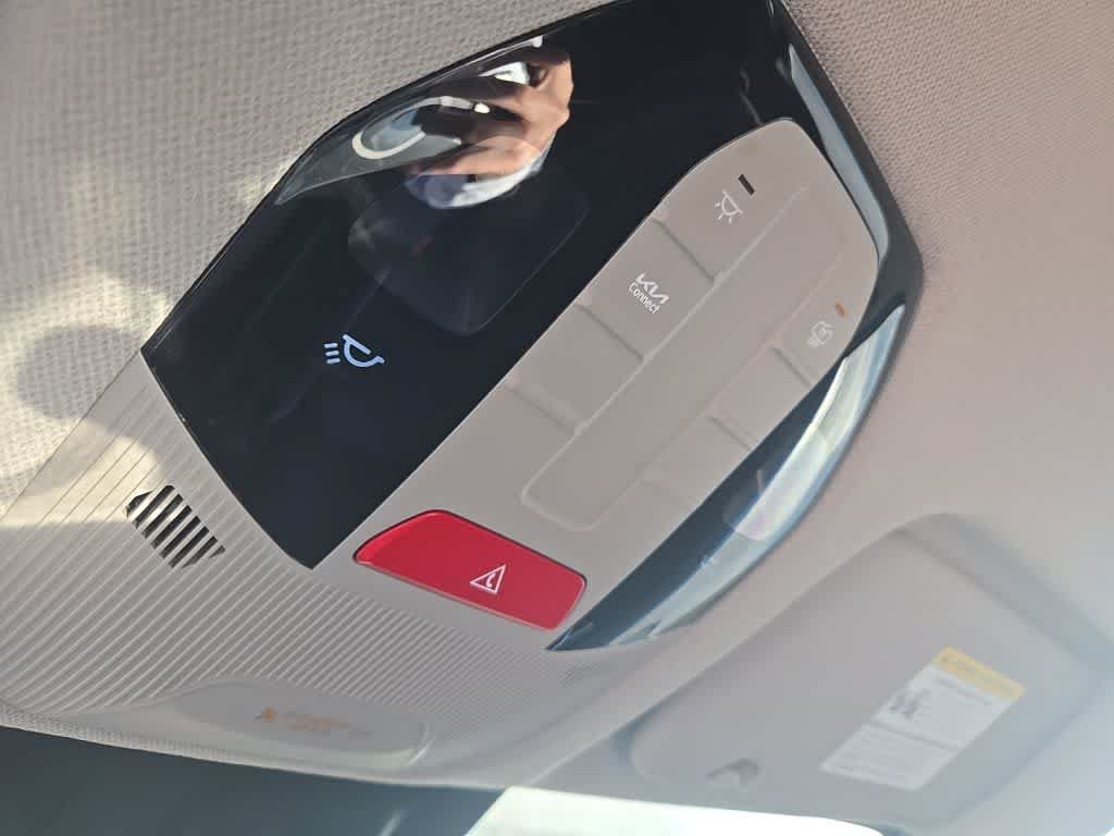 Used 2025 Kia K4 FWD image 15