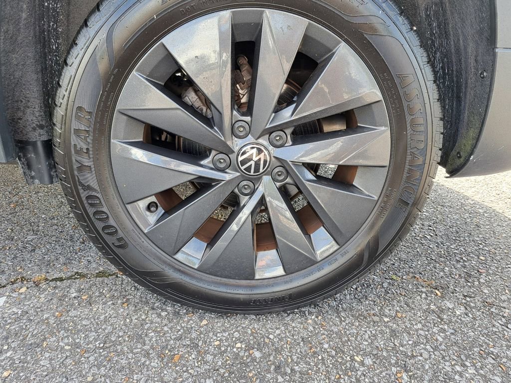 Used 2023 Volkswagen Taos S FWD image 26
