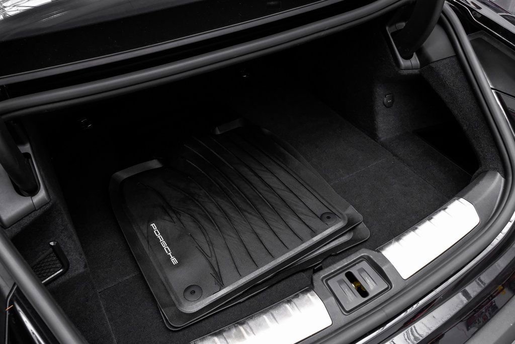 Used 2023 Porsche Taycan w/ Premium Package image 60