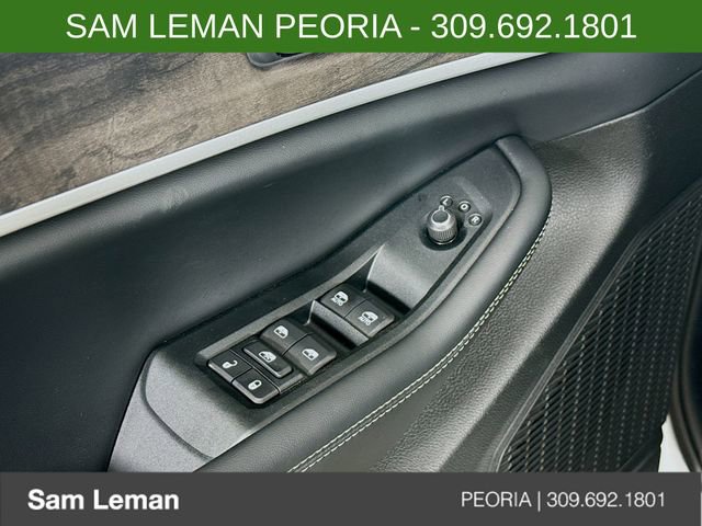 New 2026 Jeep Grand Cherokee Altitude image 18