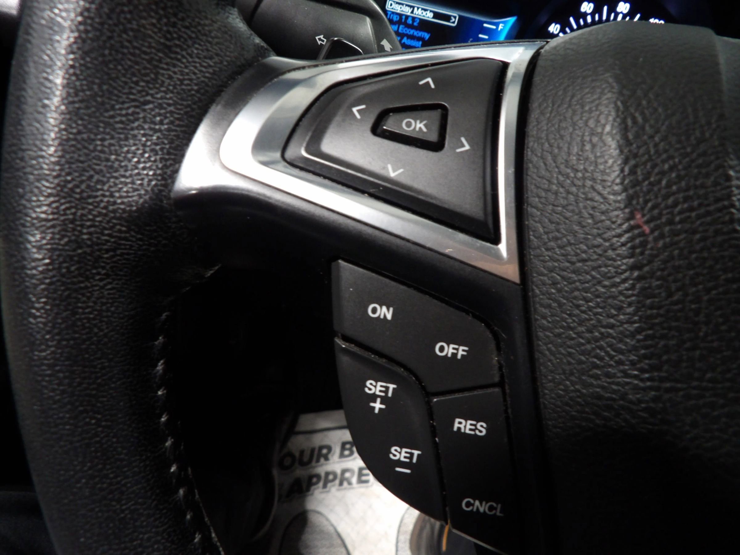 Used 2018 Ford Fusion Titanium AWD/4WD image 18