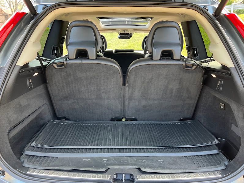 Used 2018 Volvo XC90 T6 Momentum w/ Convenience Package image 45