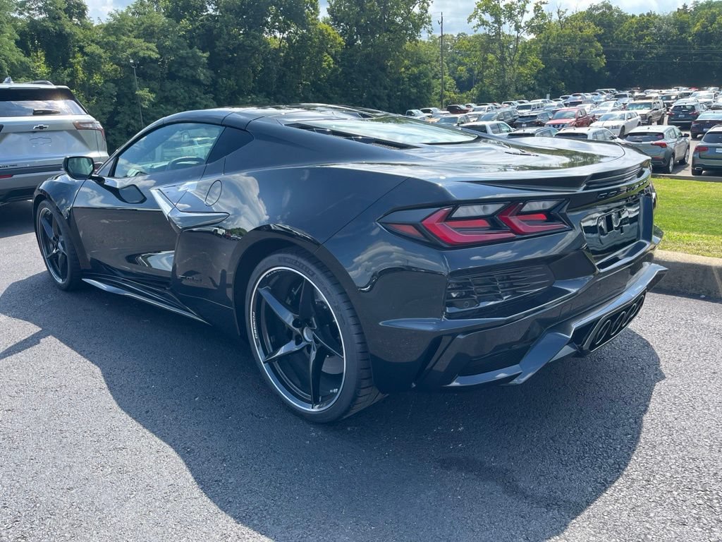 New 2027 Chevrolet Corvette Z06 w/ Stealth Interior Trim Package RWD image 4