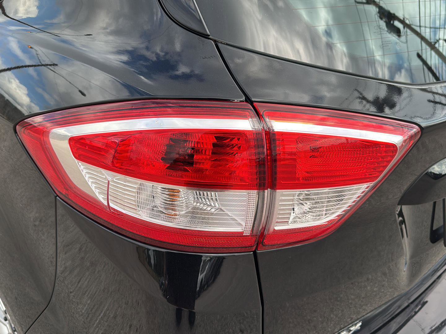 Used 2017 Ford C-MAX SE w/ Equipment Group 201A image 28