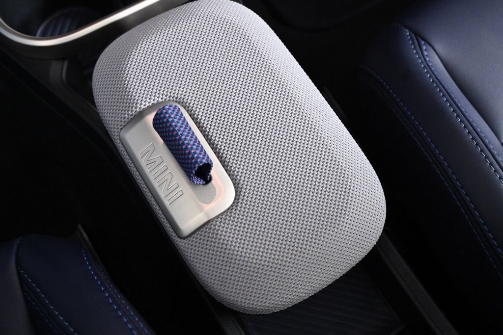 Certified 2025 MINI Cooper S FWD image 21