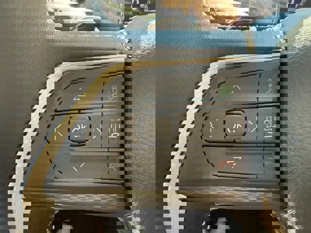 New 2025 Jeep Grand Cherokee Laredo w/ Trailer Tow Package image 15