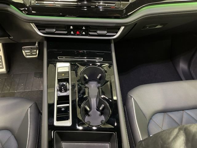 New 2025 Volkswagen Atlas Cross Sport SEL Premium R-Line image 16