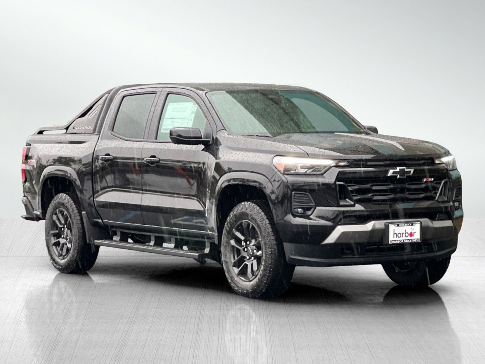 New 2025 Chevrolet Colorado Z71 w/ Midnight Edition image 2