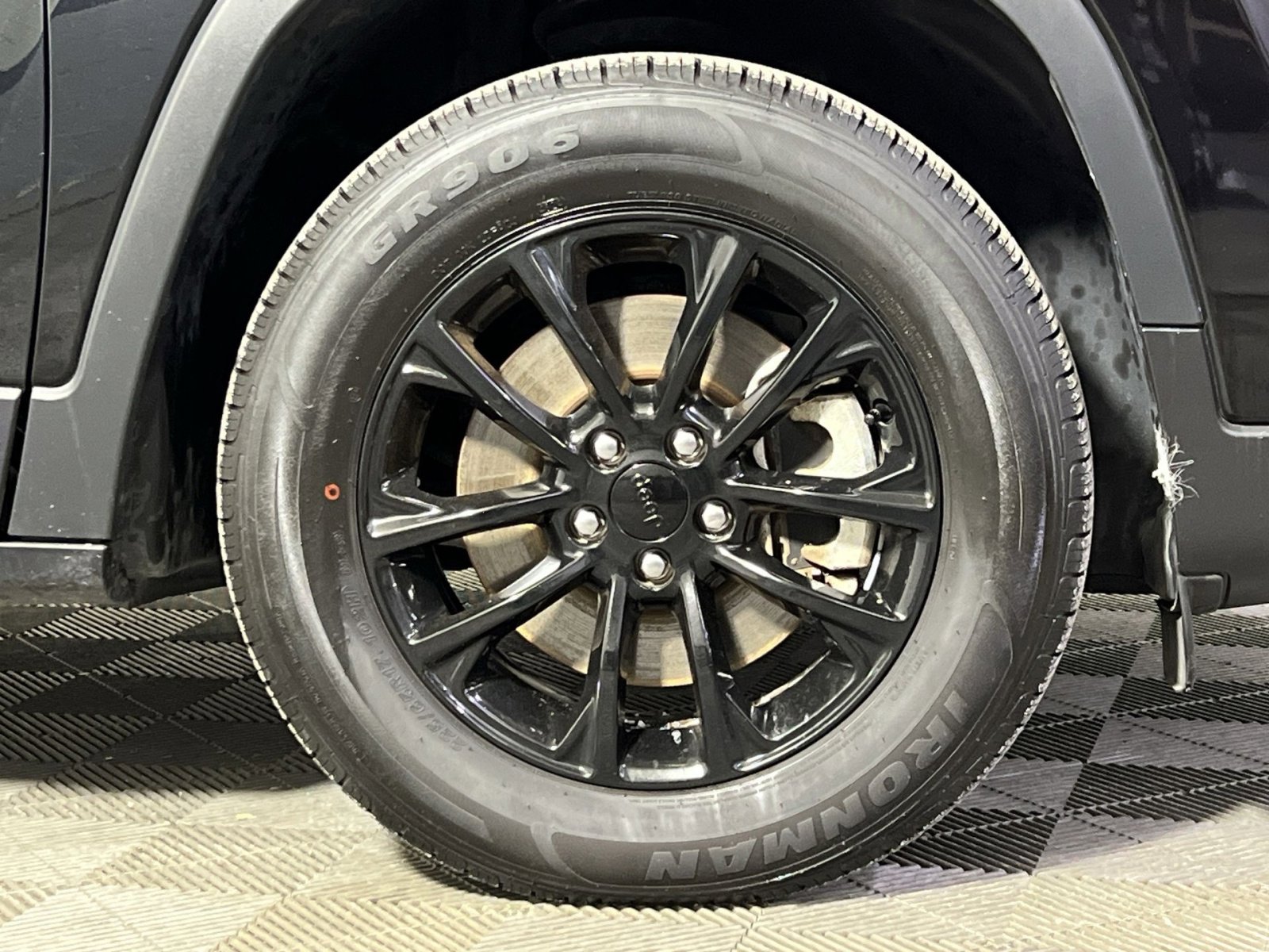 Used 2023 Jeep Cherokee Altitude Lux image 10