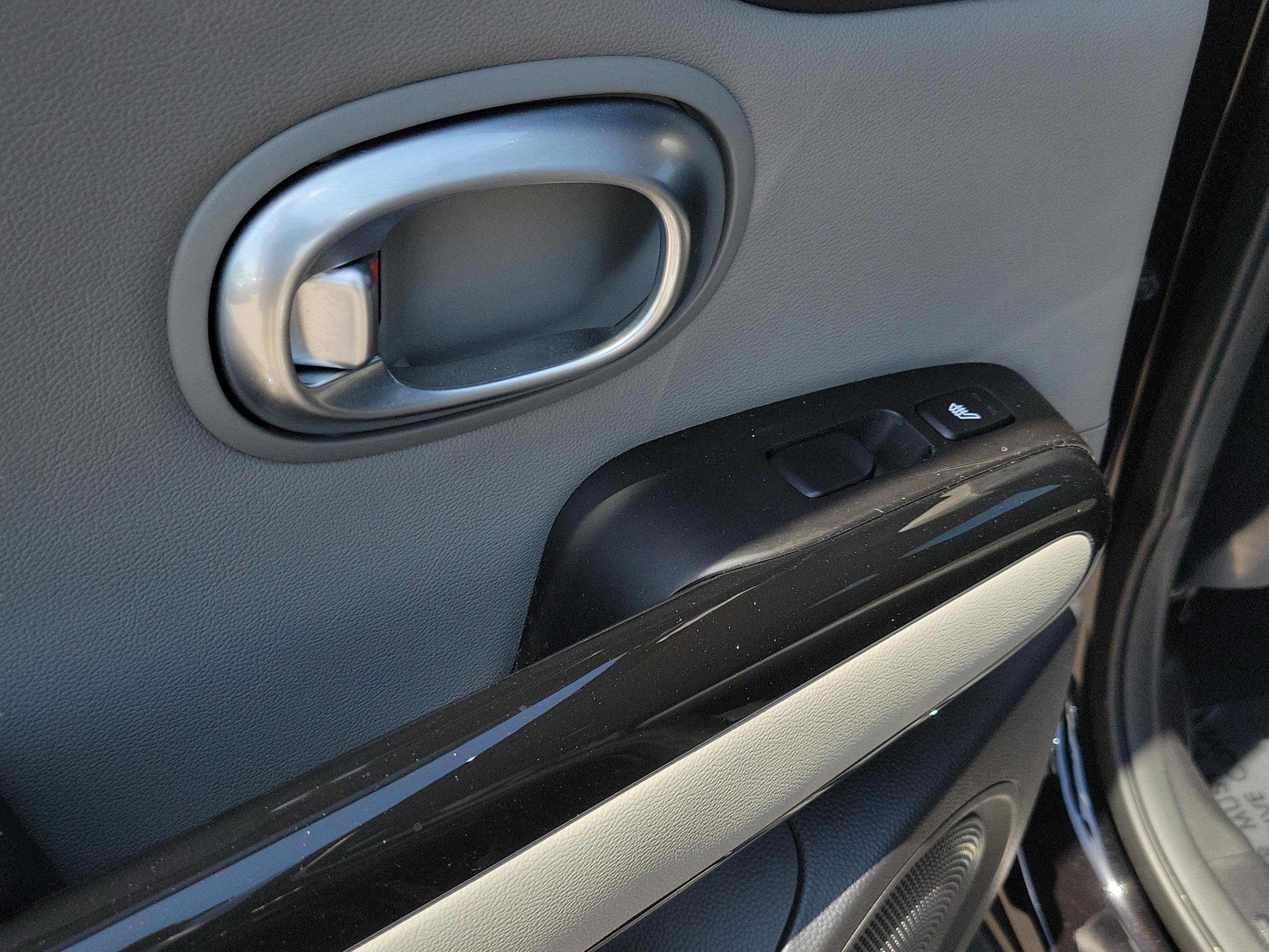 Used 2016 Kia Soul + w/ Primo Package image 7