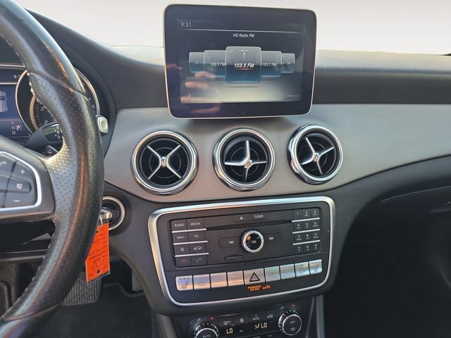 Used 2018 Mercedes-Benz GLA 250 4MATIC w/ Premium Package image 10