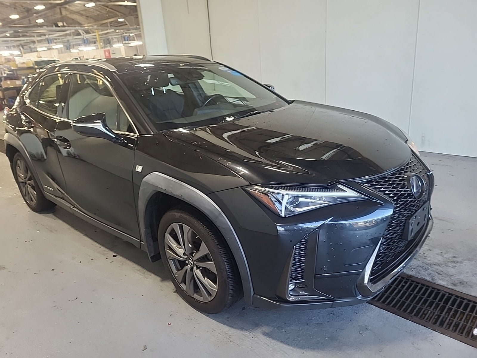 Used 2019 Lexus UX 250h F Sport AWD/4WD image 4