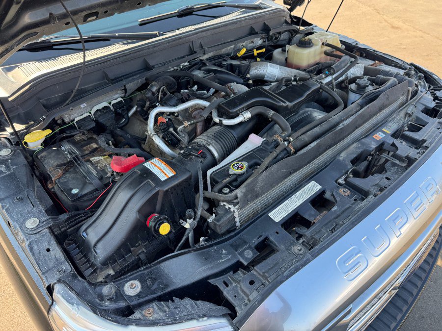 Used 2015 Ford F350 Platinum w/ Platinum Package image 25