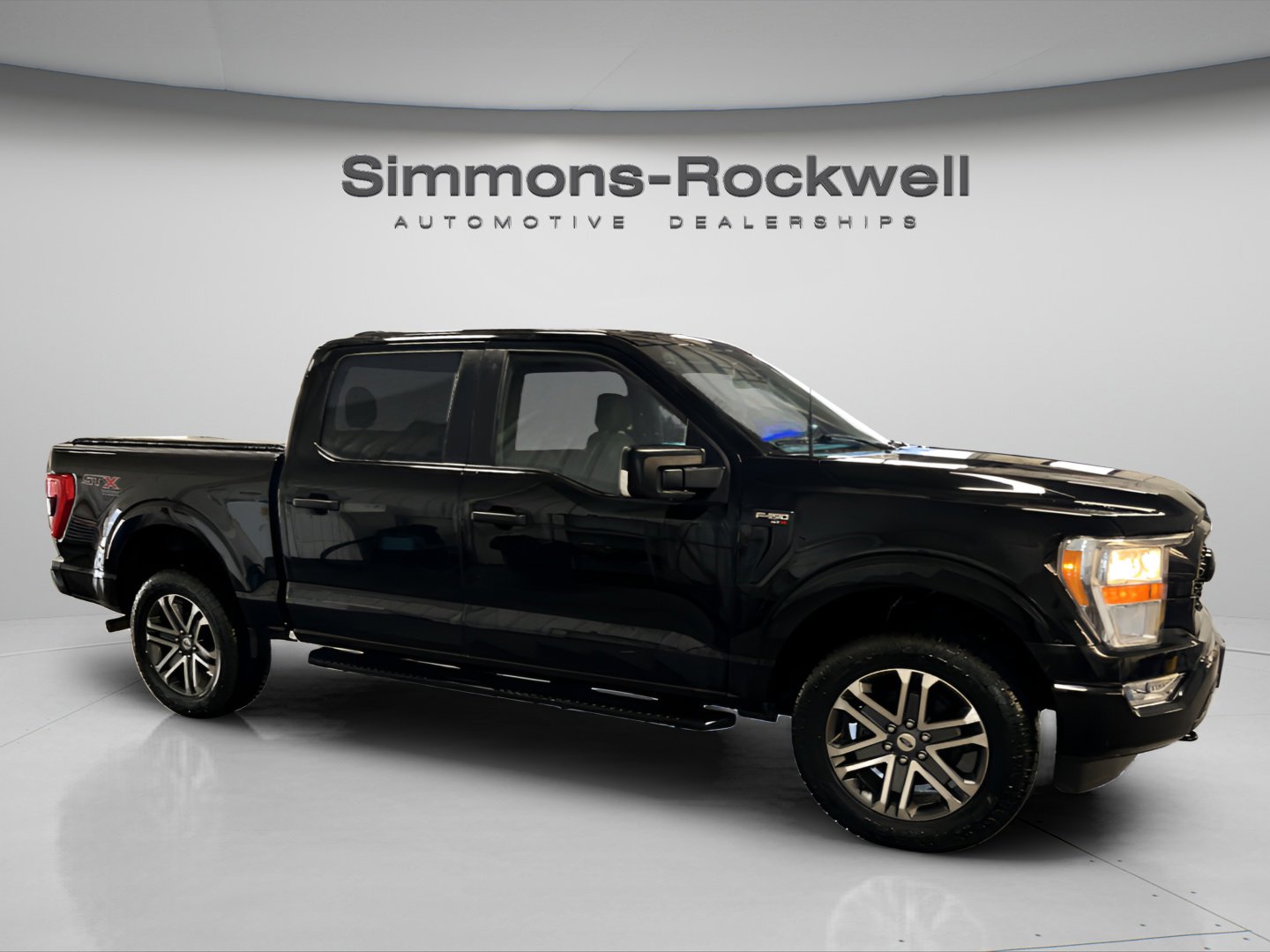 Used 2021 Ford F150 XL w/ STX Appearance Package AWD/4WD image 4