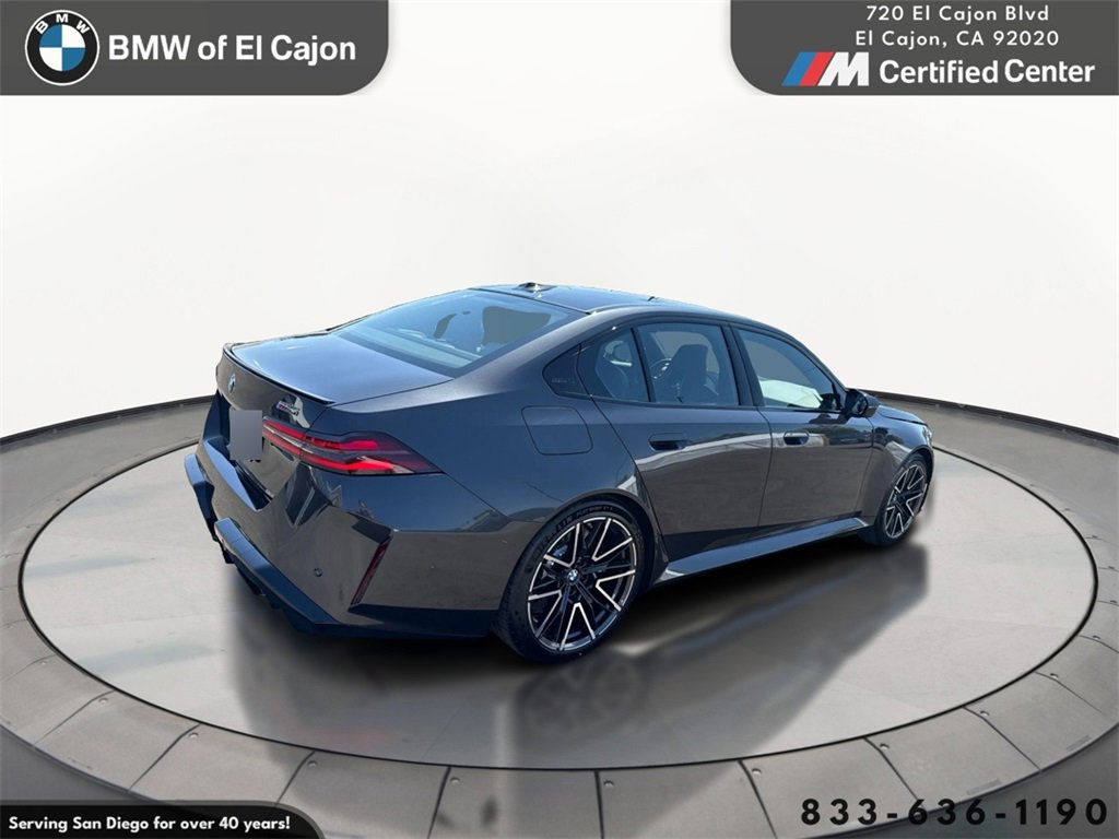 New 2026 BMW M5 w/ Executive Package image 5
