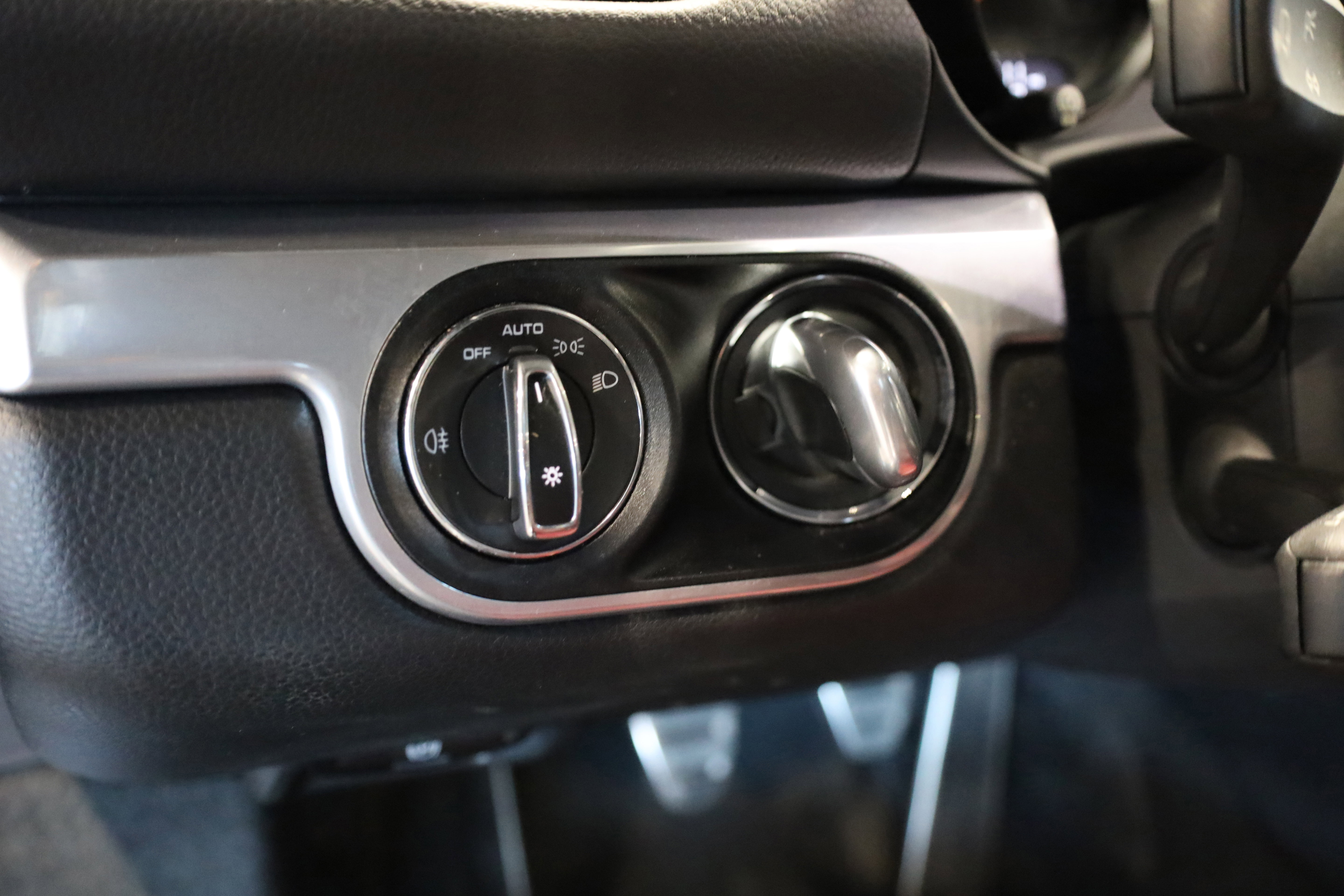 Used 2018 Porsche 718 Cayman S image 19