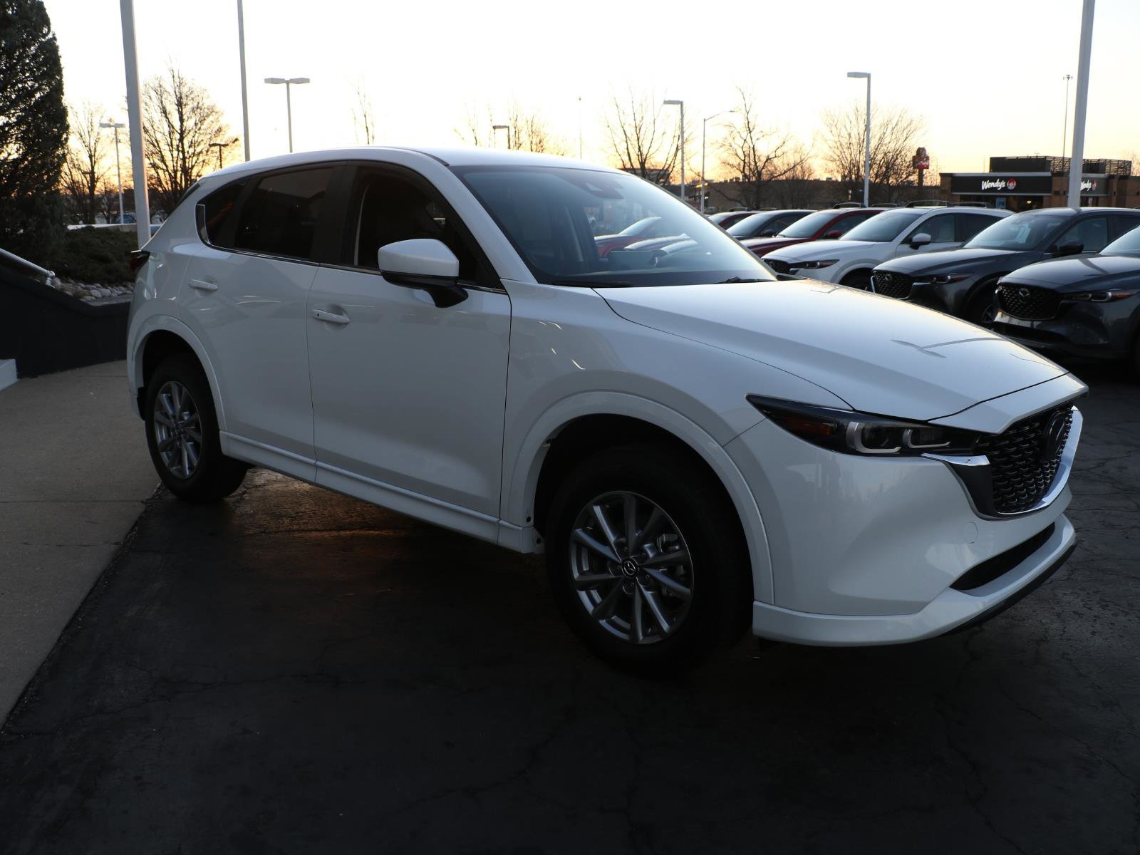 Certified 2025 MAZDA CX-5 AWD 2.5 S w/ Select Package image 6
