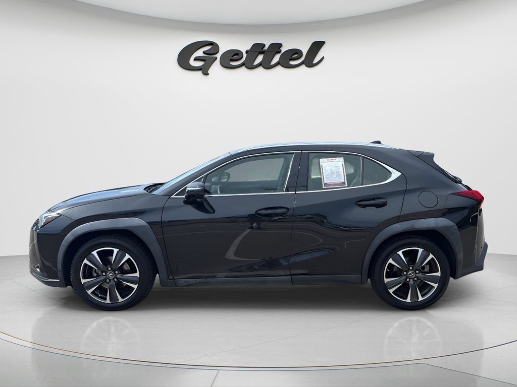 Used 2021 Lexus UX 200 w/ Premium Package FWD image 8