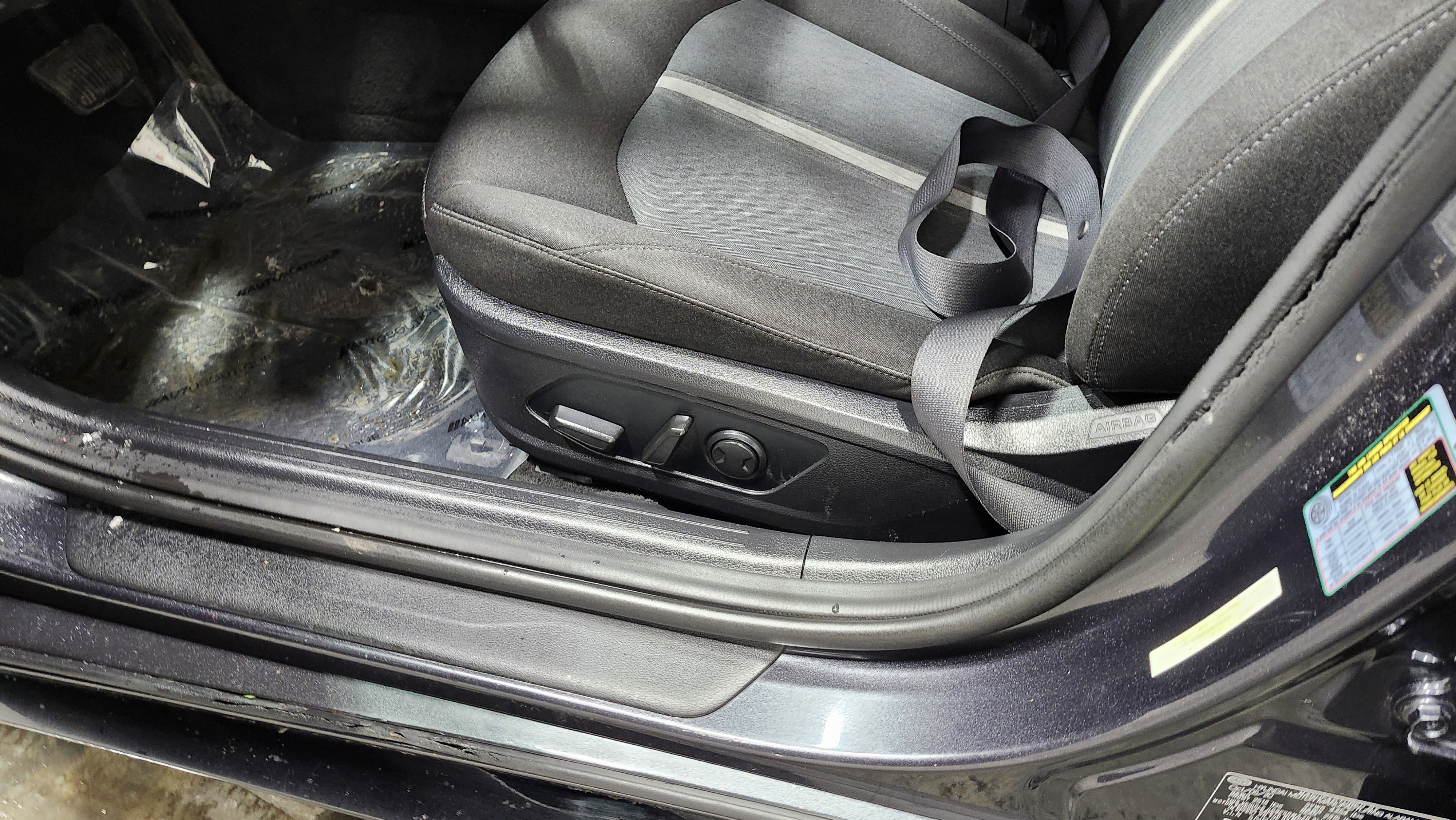 Used 2021 Hyundai Sonata SEL w/ Winter Weather Package image 23