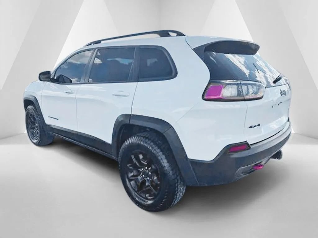Used 2022 Jeep Cherokee Trailhawk w/ Comfort/Convenience Group AWD/4WD image 5