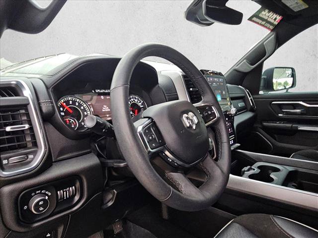 Used 2025 RAM 1500 Laramie w/ Sport Appearance Package AWD/4WD image 9