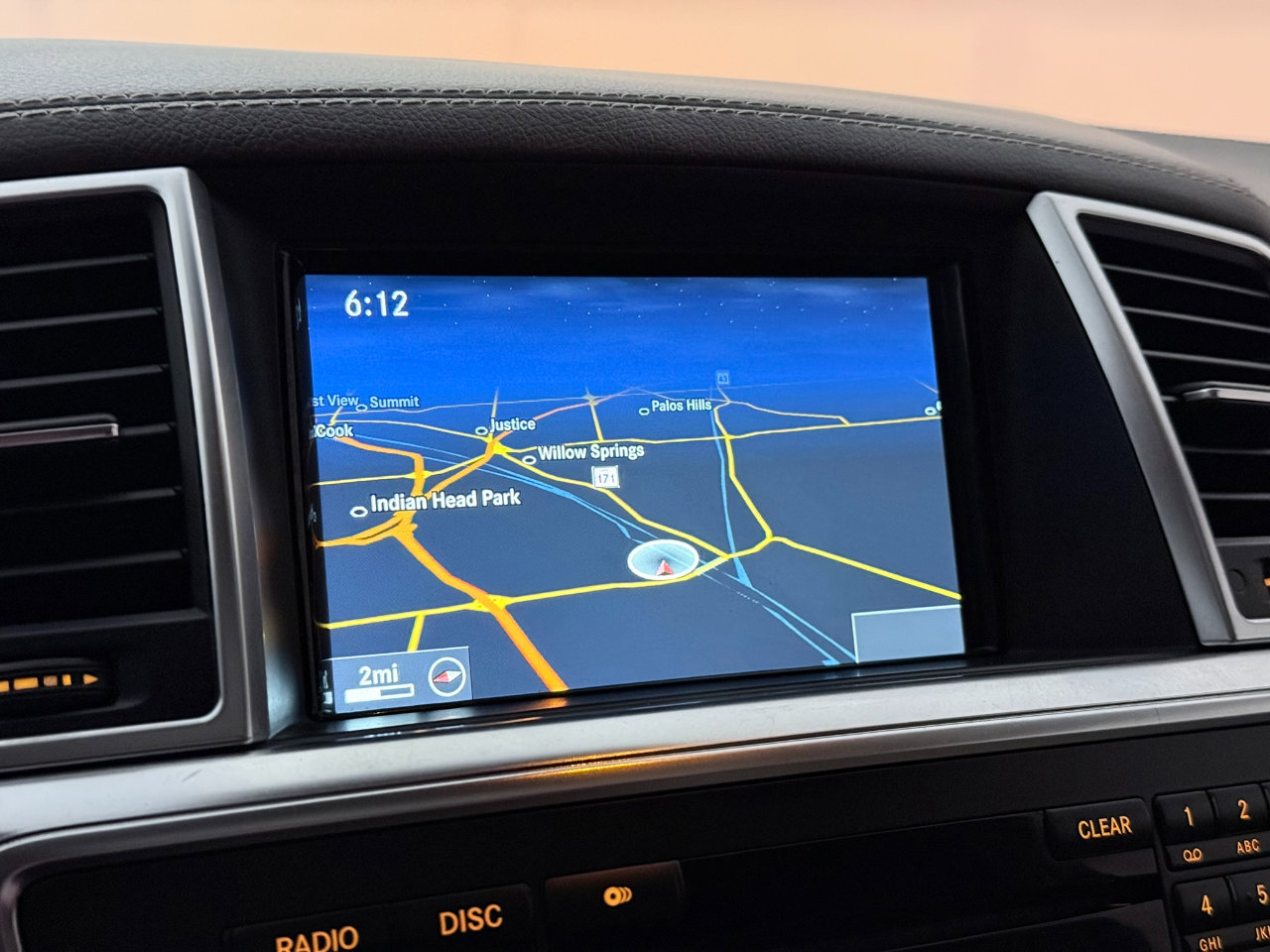 Used 2014 Mercedes-Benz GL 550 4MATIC image 34