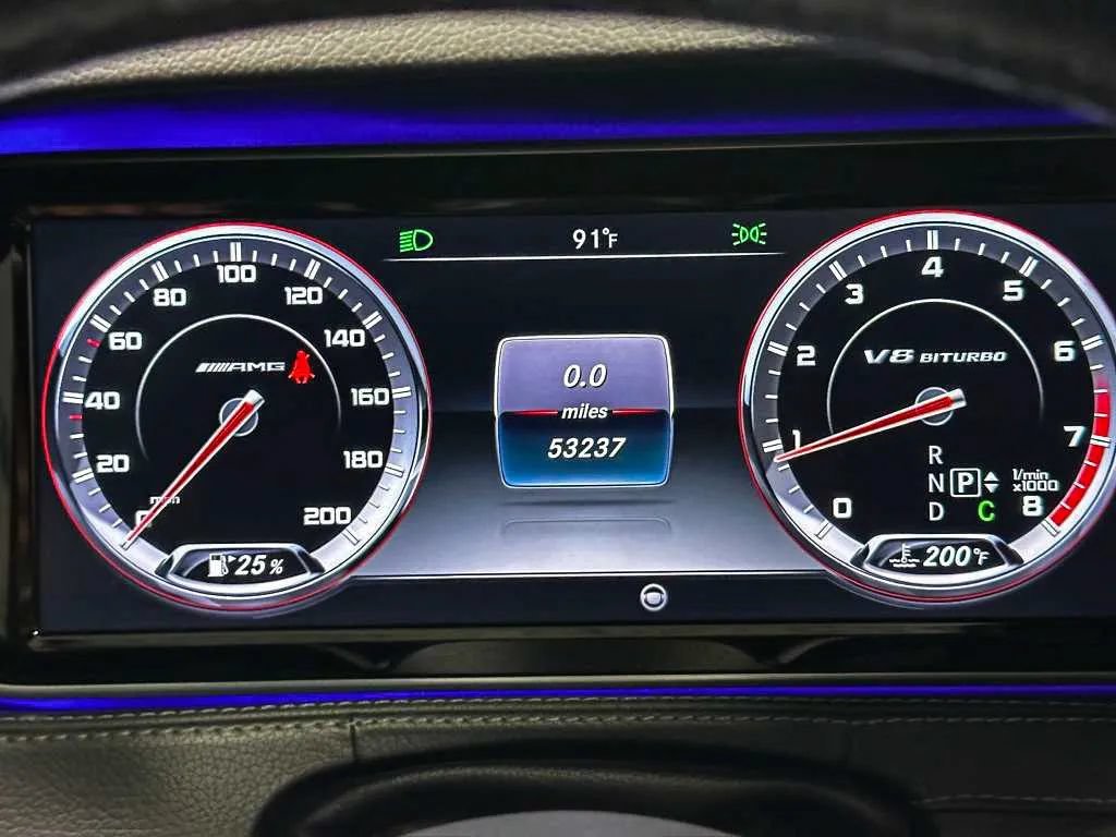 Used 2015 Mercedes-Benz S 63 AMG 4MATIC Sedan image 29