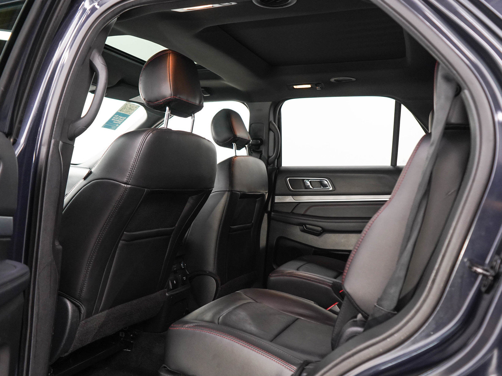 Used 2017 Ford Explorer Sport w/ Equipment Group 401A AWD/4WD image 19